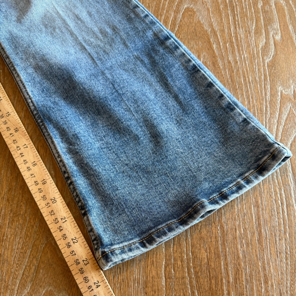 OLD NAVY Higher High-Rise Flare Women’s Blue Jeans Secret Smooth Pockets Sz 8P - Picture 13 of 14
